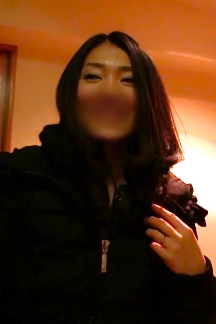 FC2-PPV-4332309 【素人投稿】**sqpnnjjop 元CA。貧乳ガリガリ熟女とガチのホテル不倫 Sample 1