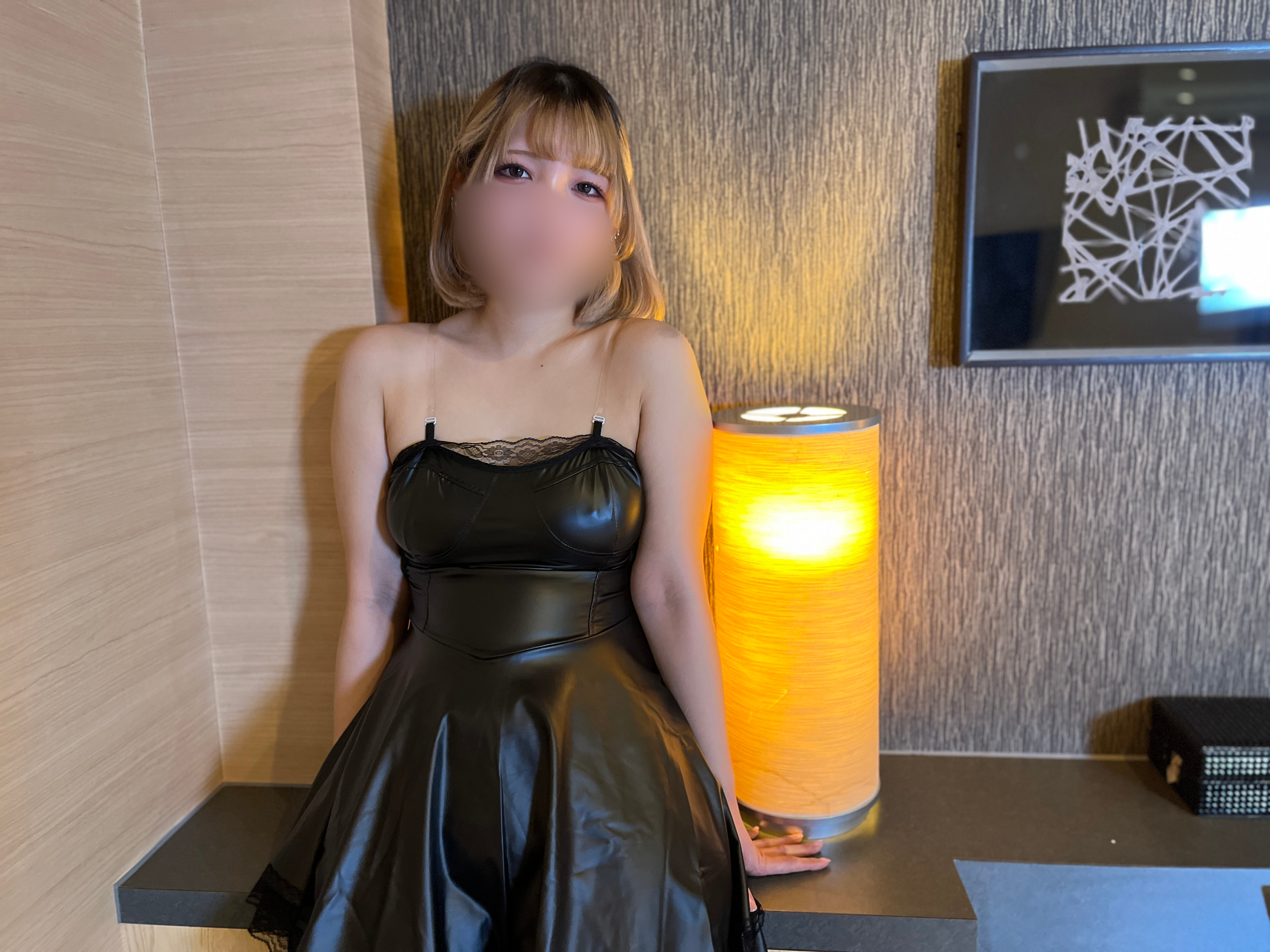FC2-PPV-4335104 Gカップむちむち美女が黒ボンテージ衣装でお乳手コキ！**psojpnq**p Gカップのお乳に包まれながらイク！ Sample 1