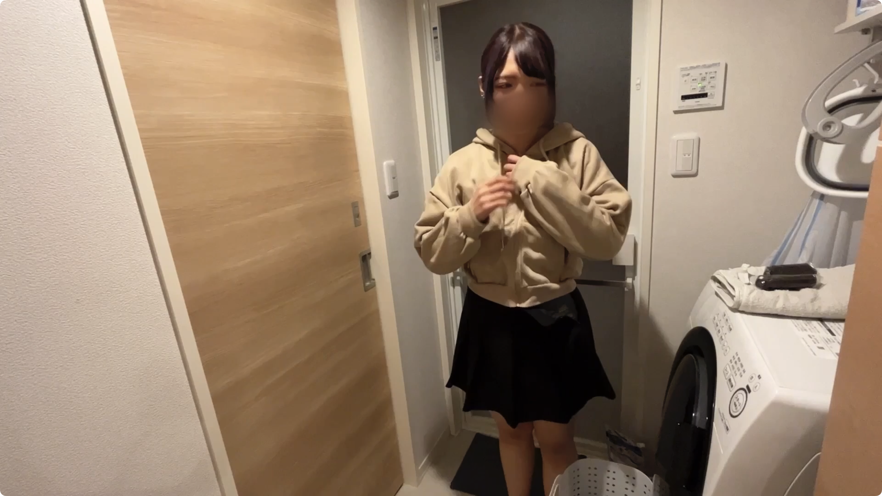 FC2-PPV-4339878 Gカップむちむち美女がオイルマッサージを受けてたらお互い全裸になってえっちしちゃ***oypsnznjs った♡ Sample 2