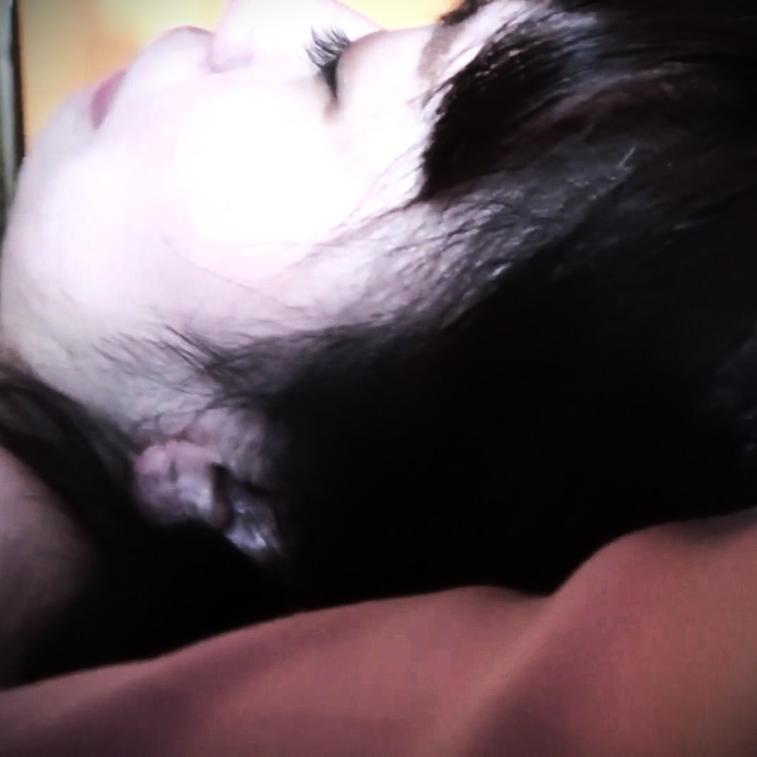 FC2-PPV-4340119 婚約目前最後のハメ撮り記録映像。**sqpnnjyzq 数量限定。 Sample 2