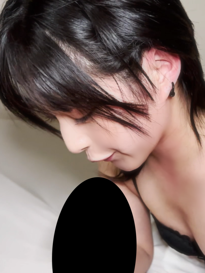 FC2-PPV-4340040 60%OFF!【先着限定9980pt→3992】***szzoqn*xx 大手CM起用の超絶美形タレント。低身長華奢に首絞め赤面中出し。在庫限りです。※特典１時間33分53秒原版 Sample 2