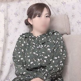 FC2-PPV-4342814 【素人／人妻】**sqpnnjsqx 30代落ち着いた雰囲気の子持ちセレブ奥さん。痴態晒して快感にイキ淫れるお下品SEX。