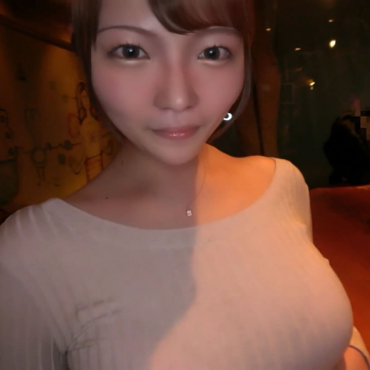 FC2-PPV-4343597 【神。Iカップ】***oypsnzzoq 元グラビアアイドルの若妻との背徳露出デート。夫にも許さない生ハメいただきました Sample 2