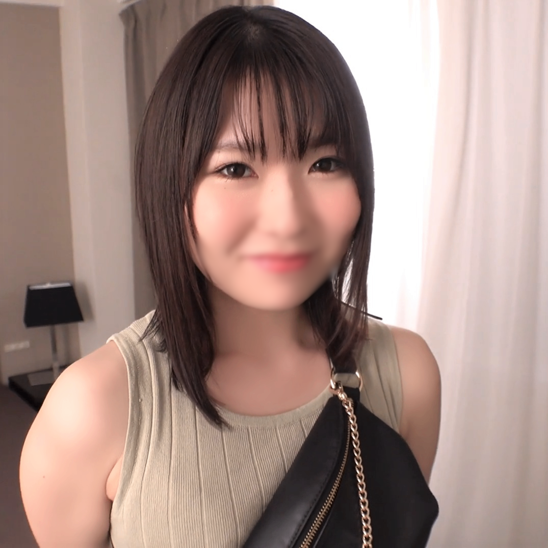 FC2-PPV-4348631 90%OFF!「妊娠しちゃったらヤバい...」アイドル級のかわいさの保育士志望18歳に中出し。罪悪感を感じるほどの綺麗さのパイパンまんこと薄ピンクの乳首！***oypsnzxpp Sample 1