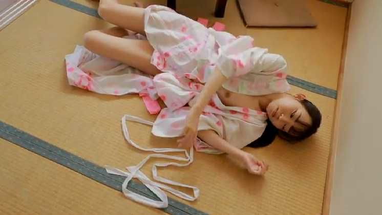 FC2-PPV-4352635 SBMO-01215　***oypsxps*x ワタシをナメテ　高山恵美 Sample 5