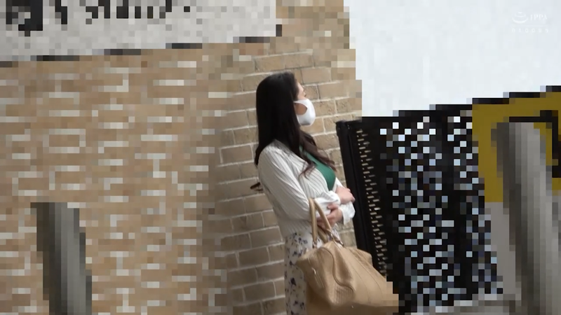 FC2-PPV-4358081 【タイムセール】**psojpnxjxn 【前篇】駆け落ち不倫旅行で卑猥な曲線を描くSSS級としっぽり交わりへ。 Sample 1