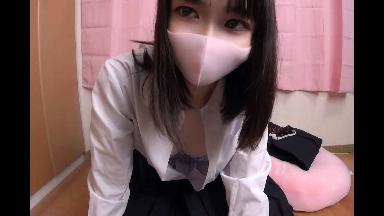 FC2-PPV-4365100 【VIP掲載】***oypsnzxox ２０１２年元子役のライブチャット映像。個数限定での販売。 Sample 1