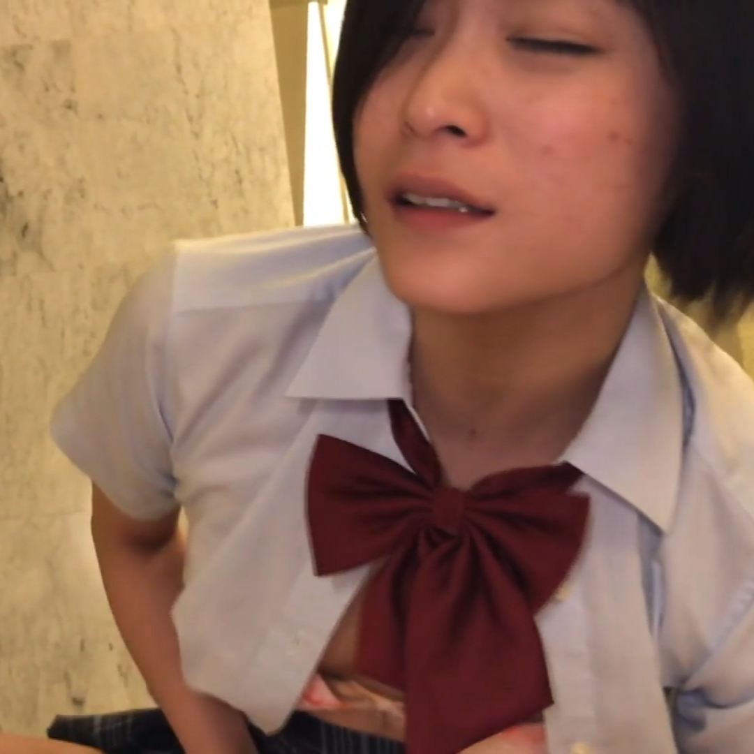 FC2-PPV-4365136 【ギリギリ合法】***oypszjqxq 四国県立普通科3年女子バスケ部。エッチに興味津々な体育会系と夏休みにホテル撮影※数量限定 Sample 3