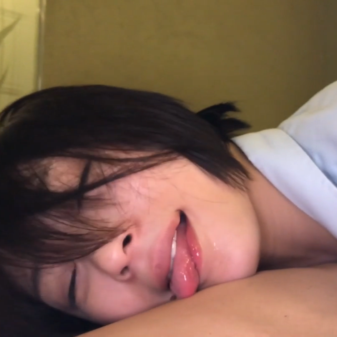 FC2-PPV-4365136 【ギリギリ合法】***oypszjqxq 四国県立普通科3年女子バスケ部。エッチに興味津々な体育会系と夏休みにホテル撮影※数量限定 Sample 2