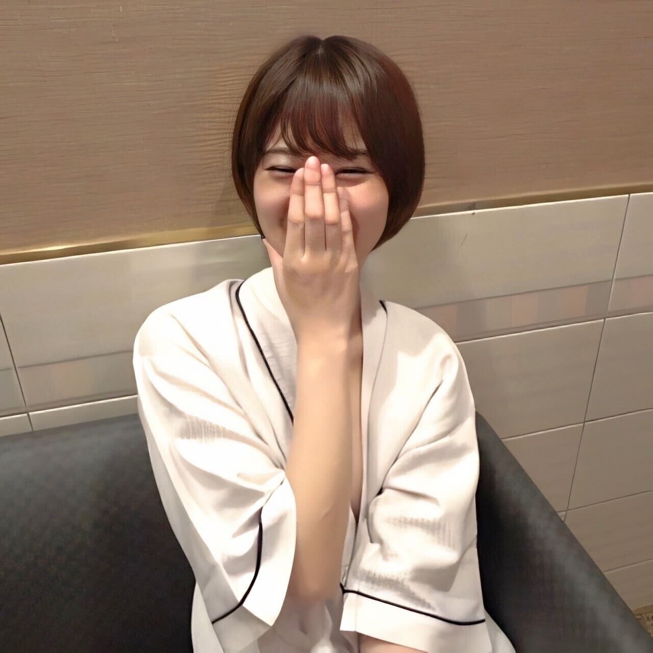 FC2-PPV-4377951 90%OFF!国立卒の高学歴美人アナウンサー。**zpzxozqjzj 局バレ一発OUTの超衝撃ハメ撮り撮影。※早期掲載終了予定。 Sample 2