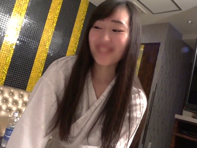 FC2-PPV-4416451 【2名限定】**sqpnnjooo 来月から看護師 最後に生中出し悶絶SEX【最初で最後】 Sample 1