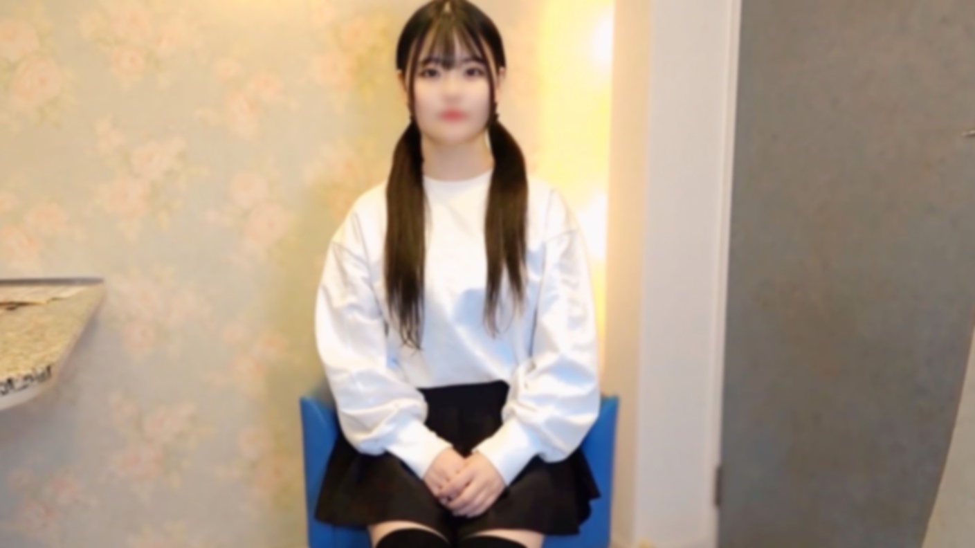FC2-PPV-4420877 【無】**psojpnqnzx ニーハイ＋ツインテール♡あの天使の笑顔、超絶可愛いゆみちゃんとの2回中出しハメ撮りSEX！欲求不満の剛毛おマ〇コをイカせまくり！※特典高画質版 Sample 1