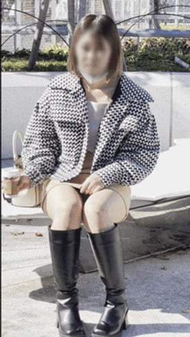 FC2-PPV-4427474 撮影バレ！**sqpnnj*py 公園にいたパンチラしそうなミニスカ見てたら自らスカート捲り上げてきた痴女・・・*