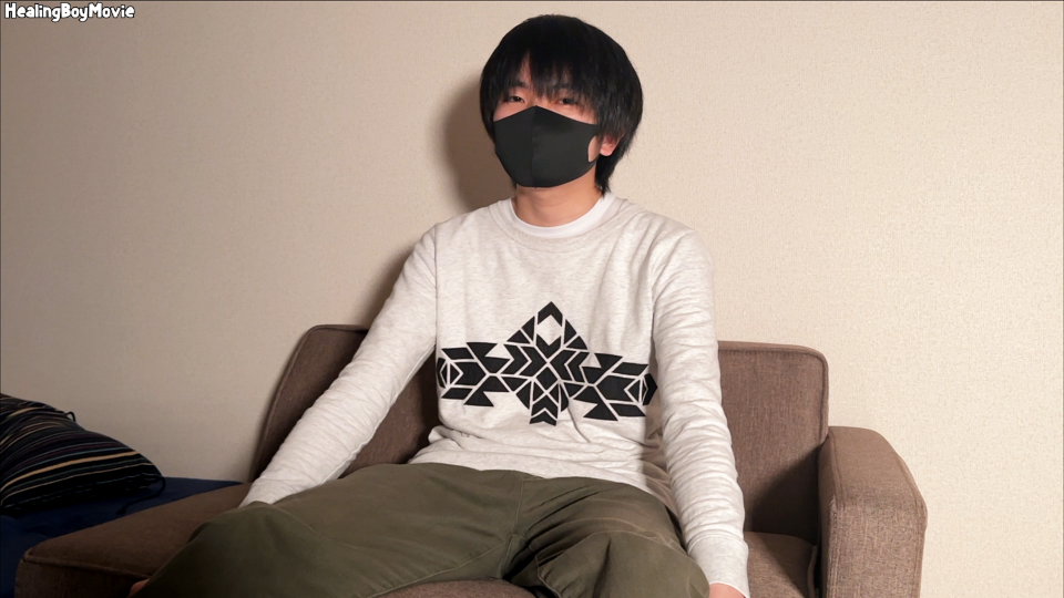 FC2-PPV-4427480 【初ドリ】**sqpnnjosy 超巨根の童貞がフェラ手コキの試練！敏感な反応で喘ぎ続け超大量射精！ Sample 2