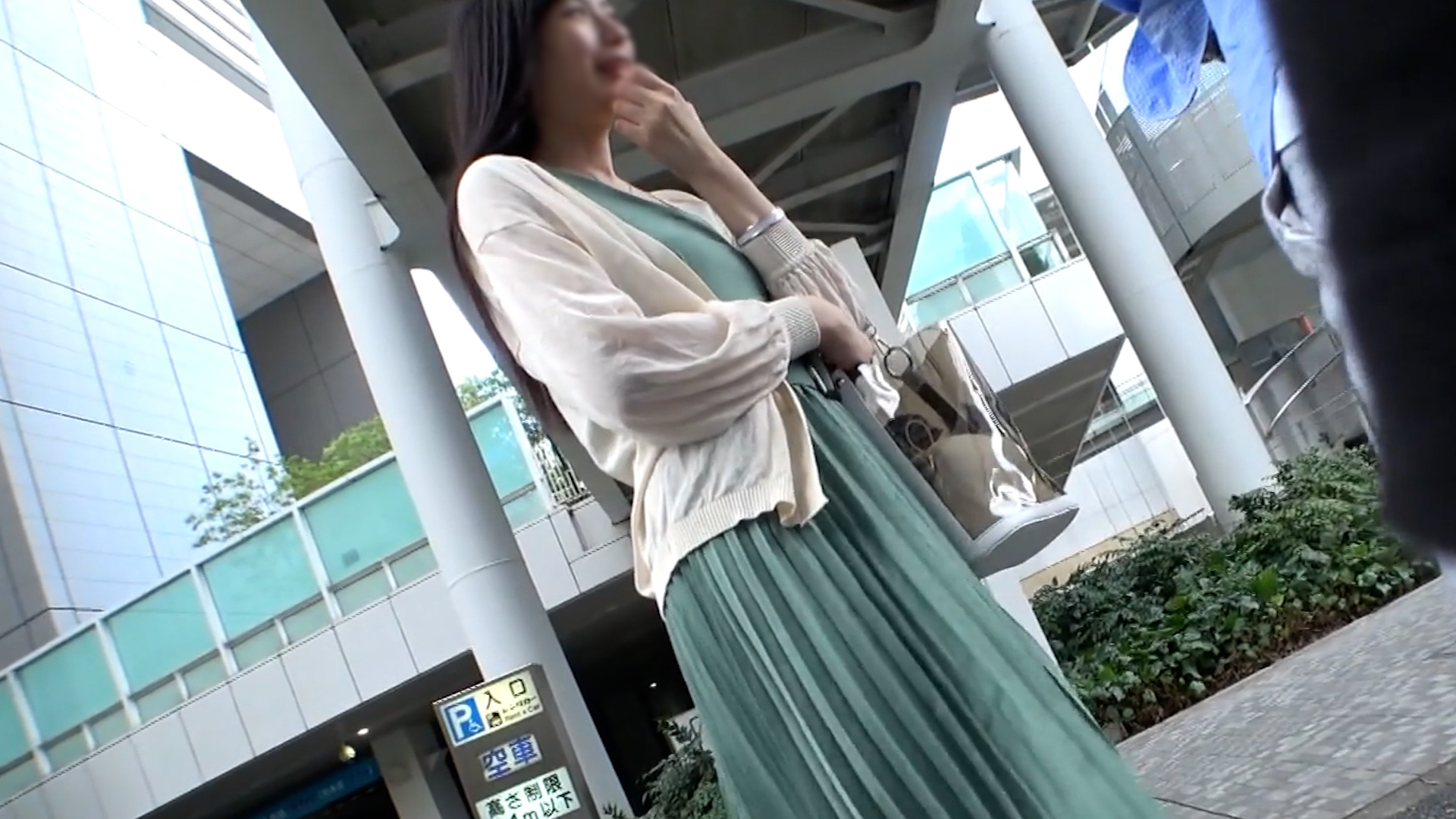 FC2-PPV-4467009 【美人妻】***oypszjnsy スタイル抜群の高身長。抵抗むなしく挿入される。無限ピストン・無限中出し。アヘ顔必見です。 Sample 2
