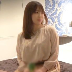 FC2-PPV-4467225 【不倫】***oypszjnsp 素人男女の密会不倫映像です。おっとりとした美人奥様が爆乳揺らして、旦那以外のチンポに狂ってます。