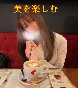 FC2-PPV-4472318 【男祭り】**psojpnqoqs 可愛い過ぎる彼女と男性陣でお楽しみ会を開催！貴重な動画です！