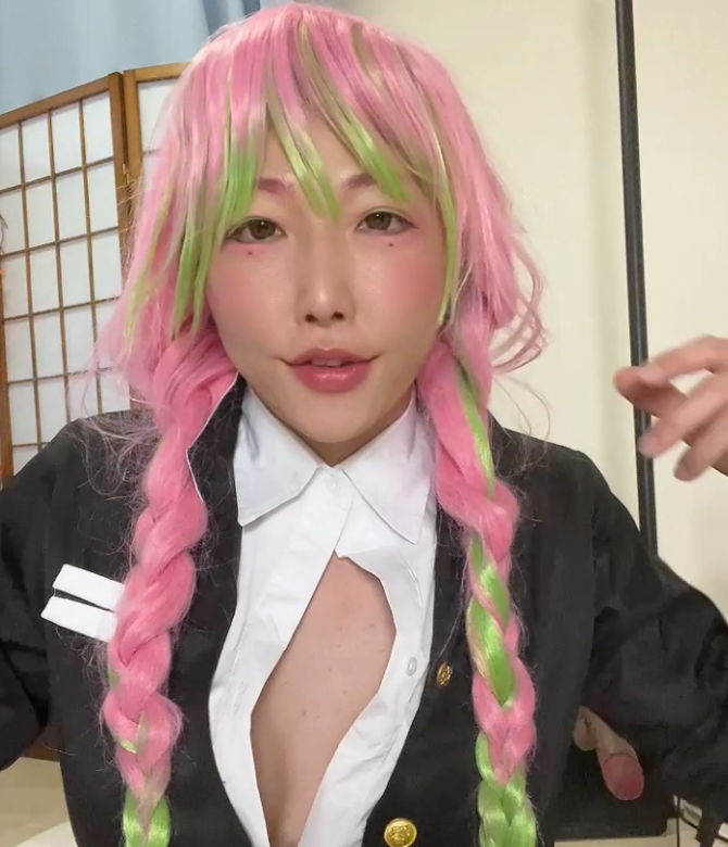 FC2-PPV-4474941 蜜璃ちゃんコスで２本***szzoqzjx* 同時で柱稽古しちゃいました Sample 1