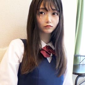 FC2-PPV-4507044 小顔美人なのに「尻が異様にデカい」18歳にゴム外して生中出し。人生初種付けを収めた原版映像。【特典】***szzoqzjyq