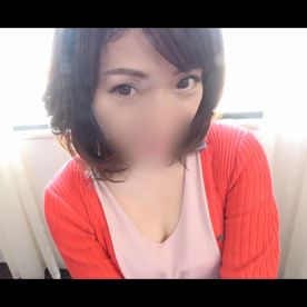 FC2-PPV-4510675 【人妻／熟女】***oypsnzzjz 34歳茶髪ショートヘアの上品清楚なセレブ奥さま。垂れ気味の綺麗な身体を味わい尽くす中出しセックス。