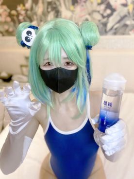 FC2-PPV-4516611 期間限定！***szzoqn*sz フォロワー1万人超え合法□リ・潤〇る〇あレイヤーがスク水で手コキ！