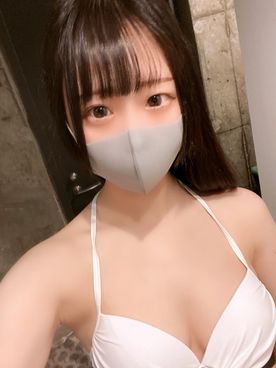 FC2-PPV-4554239 90%OFF!みかちゃん純白ビキニで初プール！***oypsnzzq* 高級スイートルームを貸切り初ごっくん,大量中出しの2本番！