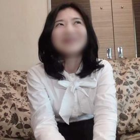 FC2-PPV-4646756 《熟女》**qnys*j*ns チャーミングな50歳熟女◆チ○ポ好きの宣言通り、おチ○ポを愛おしそうに舐め上げるフェラチオ！ピストンされる度に悩ましい顔つきで快感を貪る！