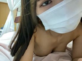 FC2-PPV-4662738 【限定数・期間限定】18さいが実家で脱ぐから見に来て♡ 20211119
