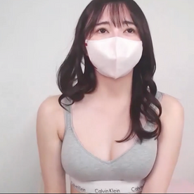 FC2-PPV-4668009 このスタイル、この可愛さで男性用下着を履いてるのってエロくね？