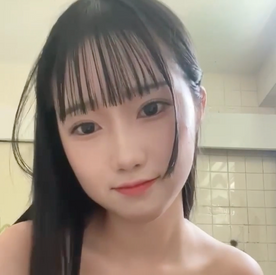 FC2-PPV-4671999 とてつもない美貌の持ち主のトイレで露出オナニー