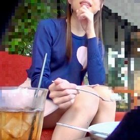 FC2-PPV-4673421 秘書志望の知的Jei-D　Rちゃん(20\)