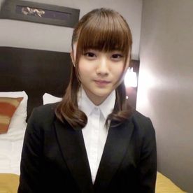 FC2-PPV-4680107 4月入社の18歳新卒ちゃん　初任給の倍額で撮影　社会人に見えないカリカリ裸体を堪能した稀少映像【特典付き】