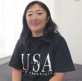 FC2-PPV-4680279 【個撮】スーパーで総菜を買っていた地味おばさん。 食欲よりも性欲が強く、買い物終わりの不倫セックスで＜中出し＞懇願。