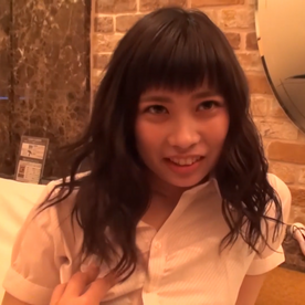 FC2-PPV-4702421 【個人撮影・生保ﾚﾃﾞｨ】契約を餌に可愛いOLと生中出しハメ撮り♡