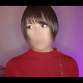 FC2-PPV-4703912 【素人／個撮】黒髪ショートヘアの看護師お*さん（23）欲求不満のムッチリ巨乳ボディ揺らして淫れるハメ撮りセックス。