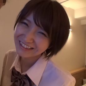 FC2-PPV-4703996 【個撮・素人制服】早漏彼氏に我慢できず天使のような小悪魔が電マで喘ぐ♡