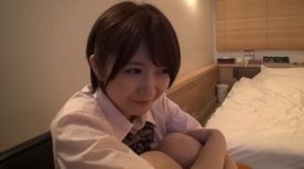 FC2-PPV-4704746 【期間限定特別割引!】18歳巨乳の制服女子が恥ずかしそうに身体をクネラせてエロ顔になる一部始終/無