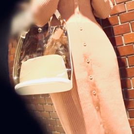 FC2-PPV-4704939 スレンダーな上品ピアノ講師に中出ししてしまいました。