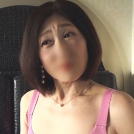 FC2-PPV-4705764 【熟女不倫】スレンダー妻のぴちぴちドレスがエロい♡激ピスSEXで大絶頂。