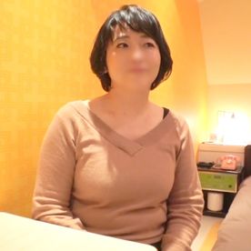 FC2-PPV-4705766 【不倫】贅肉まみれのだらしない体した四十路専業主婦。 5年以上ぶりのセックスに性欲むき出し。 ただひたすらにマグロイキする状態でもガン突き→特濃精液中出し。