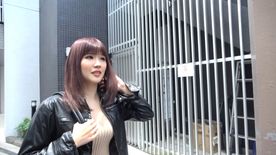 FC2-PPV-4705919 【期間限定90％OFF!】よだれを垂らしてのイラマチオがヤバい若妻の動画