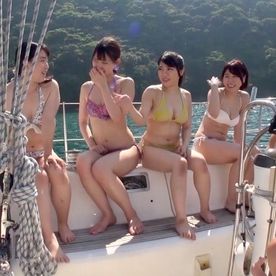 FC2-PPV-4706755 Jei-D達との合コン乱交の模様