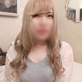 FC2-PPV-4707886 【素人／人妻】25歳金髪ロングの若妻ギャルとマッチング。ムチぽちゃ巨乳の色白ボディを激ピス中出しセックス。