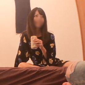 FC2-PPV-4712254 【素人／個撮】大人の色気溢れるアジアンビューティーお*さん（25）感度良好のスレンダーボディを激ピスハメ撮りセックス。