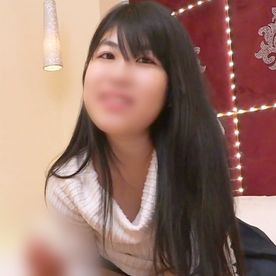 FC2-PPV-4712590 【剛毛】素朴な黒髪陰キャちゃんがゴム無しSEXで淫乱化！？ 騎乗位でモチモチなお尻を打ちつけ、中出しを求めるように膣締め。