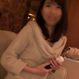 FC2-PPV-4713201 【熟女】元国民的アイドル激似！肉食になりたいけどなかなかなれず、初不倫に挑んでくれた48歳奥様。初めての公開オナニーにも挑戦してくれました♡