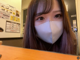 FC2-PPV-4713597 【限定数・期間限定】【快活でマン活？www】深夜に1人でマン活はじめちゃいましたwww隣の人のちん○触りいこうかな？ 20221121