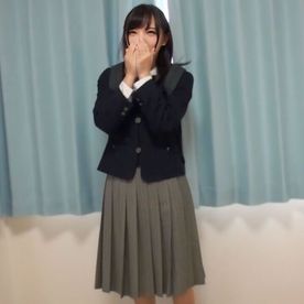 FC2-PPV-4713715 【⚠過激注意⚠】発育が良好な18歳の真面目ちゃんを連れ込み即乱交。代わる代わるの連続ハメで限界突破のイキ潮噴射。止まらない過激ピストンに脳バグ深イキ。