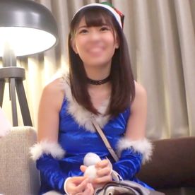 FC2-PPV-4713974 【ハメ撮り】剃り跡一つないパイパンで透明感のある細身ちゃん。 潮吹きした後から理性崩壊し、ゴム無しセックスで中イキ連発。