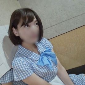 FC2-PPV-4714053 【素人／個撮】21歳茶髪ショートボブの清楚可愛いコンカフェ嬢。ハリのある色白美尻スレンダーボディを激ピス着エロセックス。